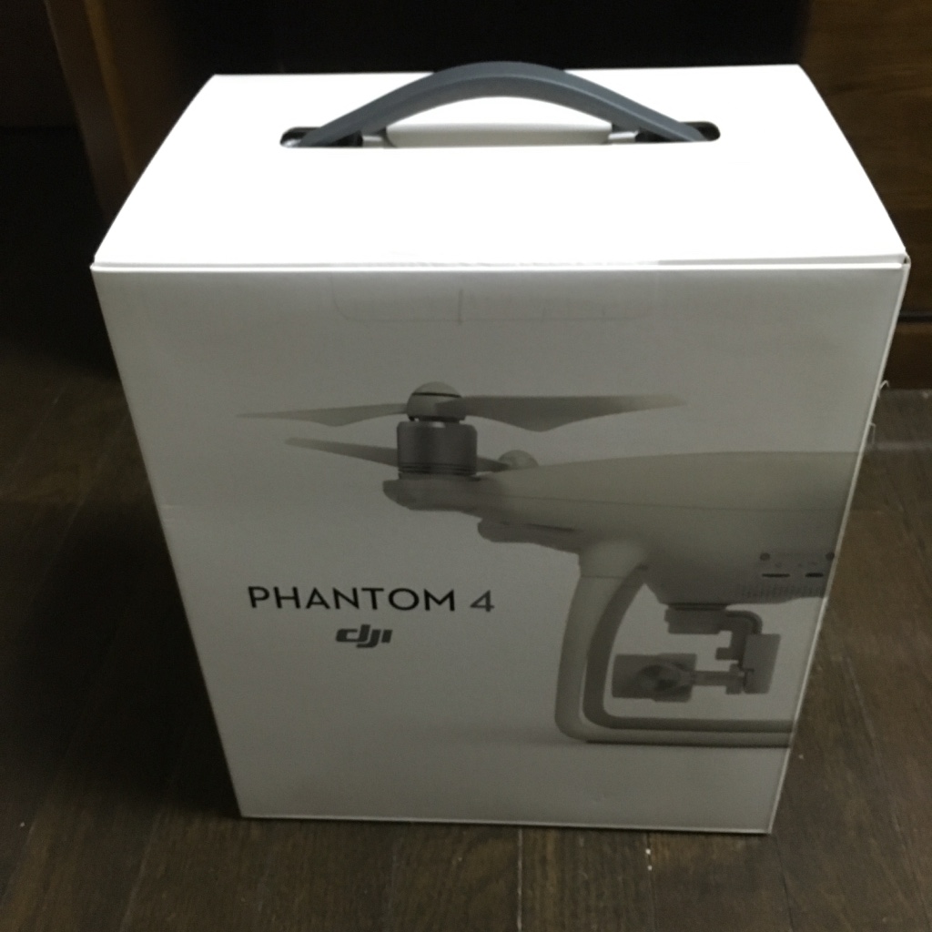 【phantom4】購入動機と到着〜開封まで|中身をご紹介