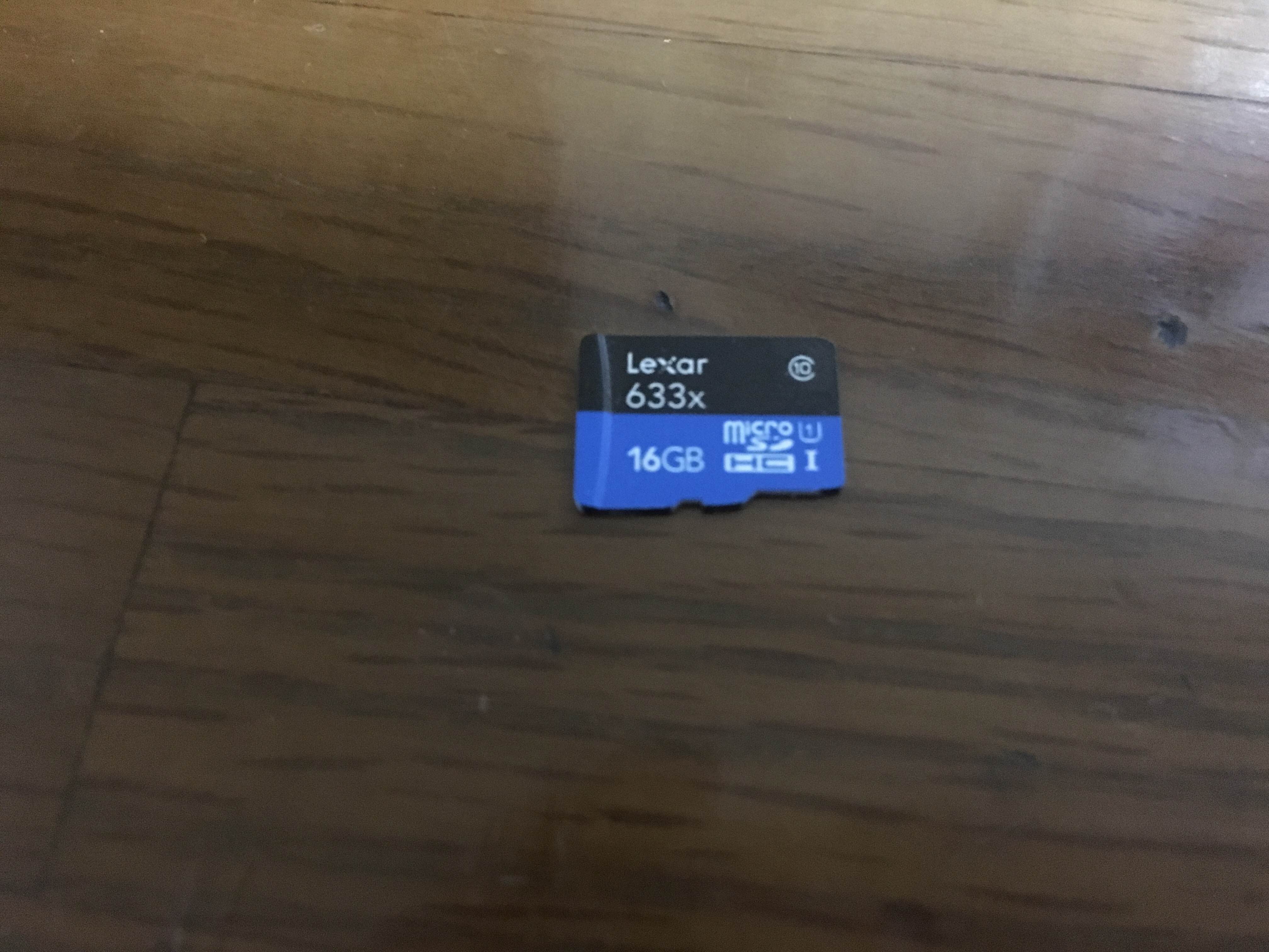 phantom４で撮影したマイクロSDカードをパソコンに取り込むには１００円ショップの変換機で十分！！