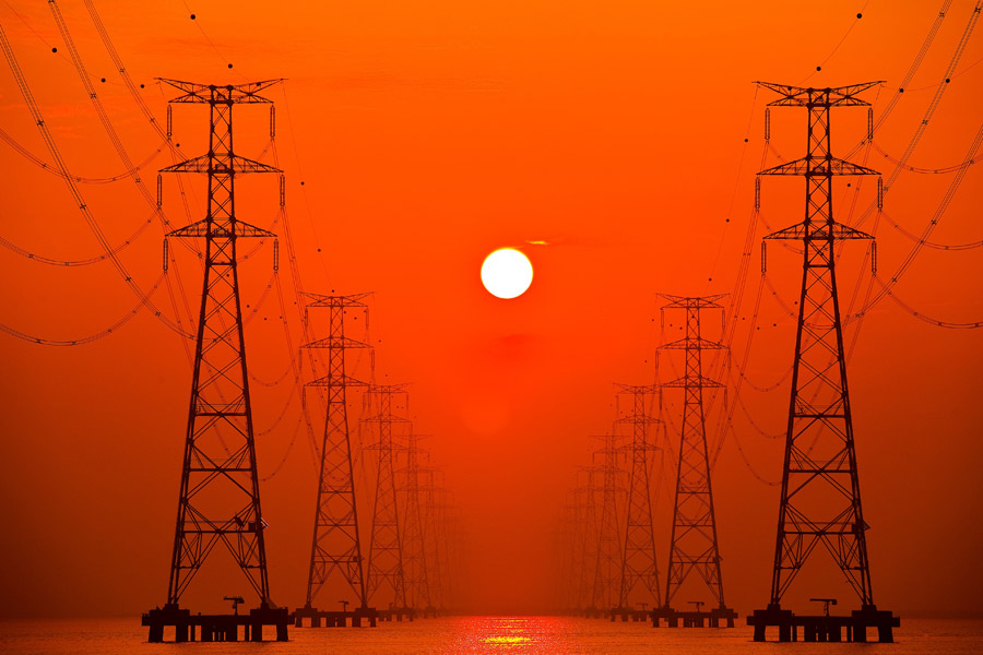 『電波法』がドローン業界成長への最大障壁。それを破るには!?