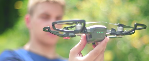 DJI SPARKパーム離陸|SPARKを手の平から離陸する方法