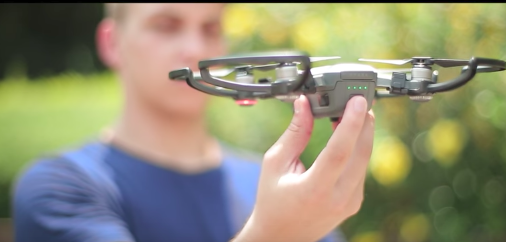 DJI SPARKパーム離陸|SPARKを手の平から離陸する方法