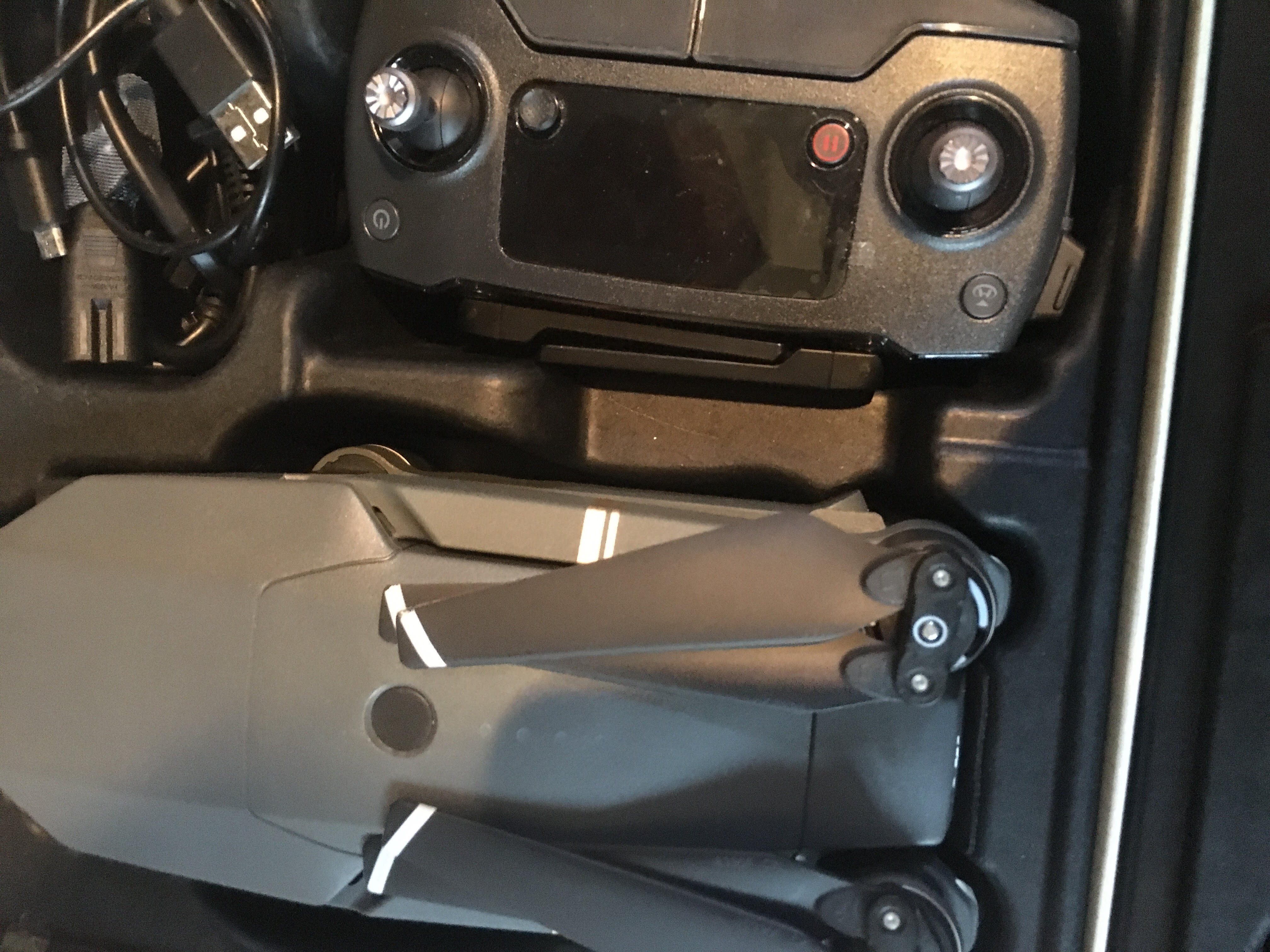 Mavic PROのジンバルが故障したので、DJIアフターサービスセンターへ修理に出しました。