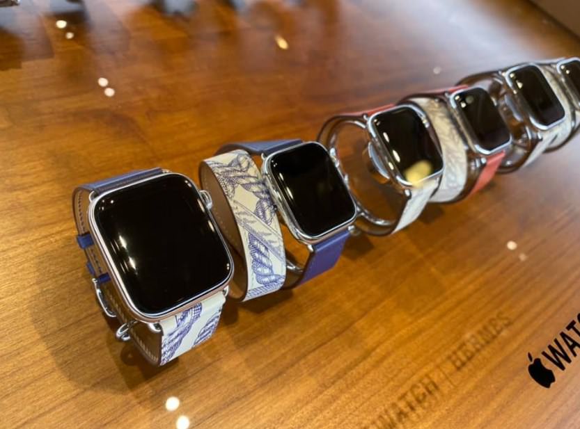 最高の 廃盤デザイン Apple Watch エルメス カフ アップルウォッチ