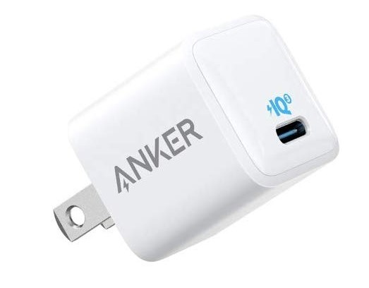 『Anker PowerPort III Nano』スマホの充電が早い！コンパクト！
